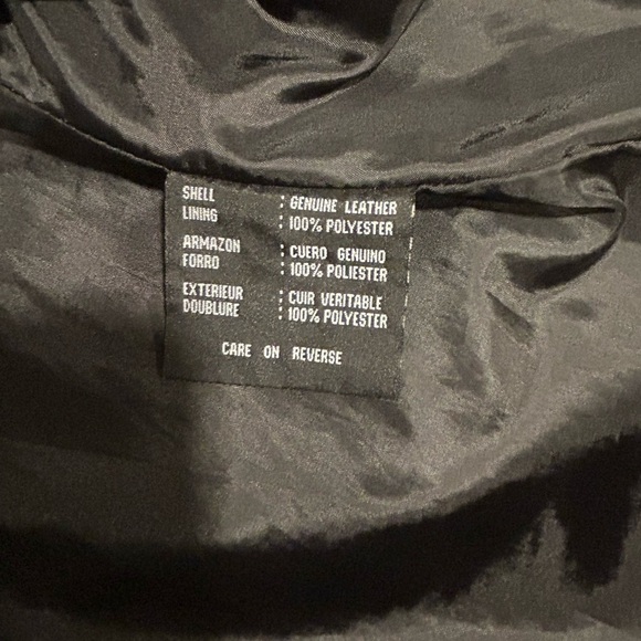 GIII New York Women’s Black leather jacket Coat, size medium - Picture 6 of 7